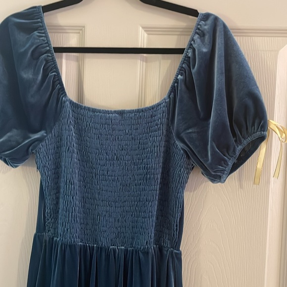 JessaKae XSmall, velvet slate blue dress. Stretch back - Picture 3 of 4